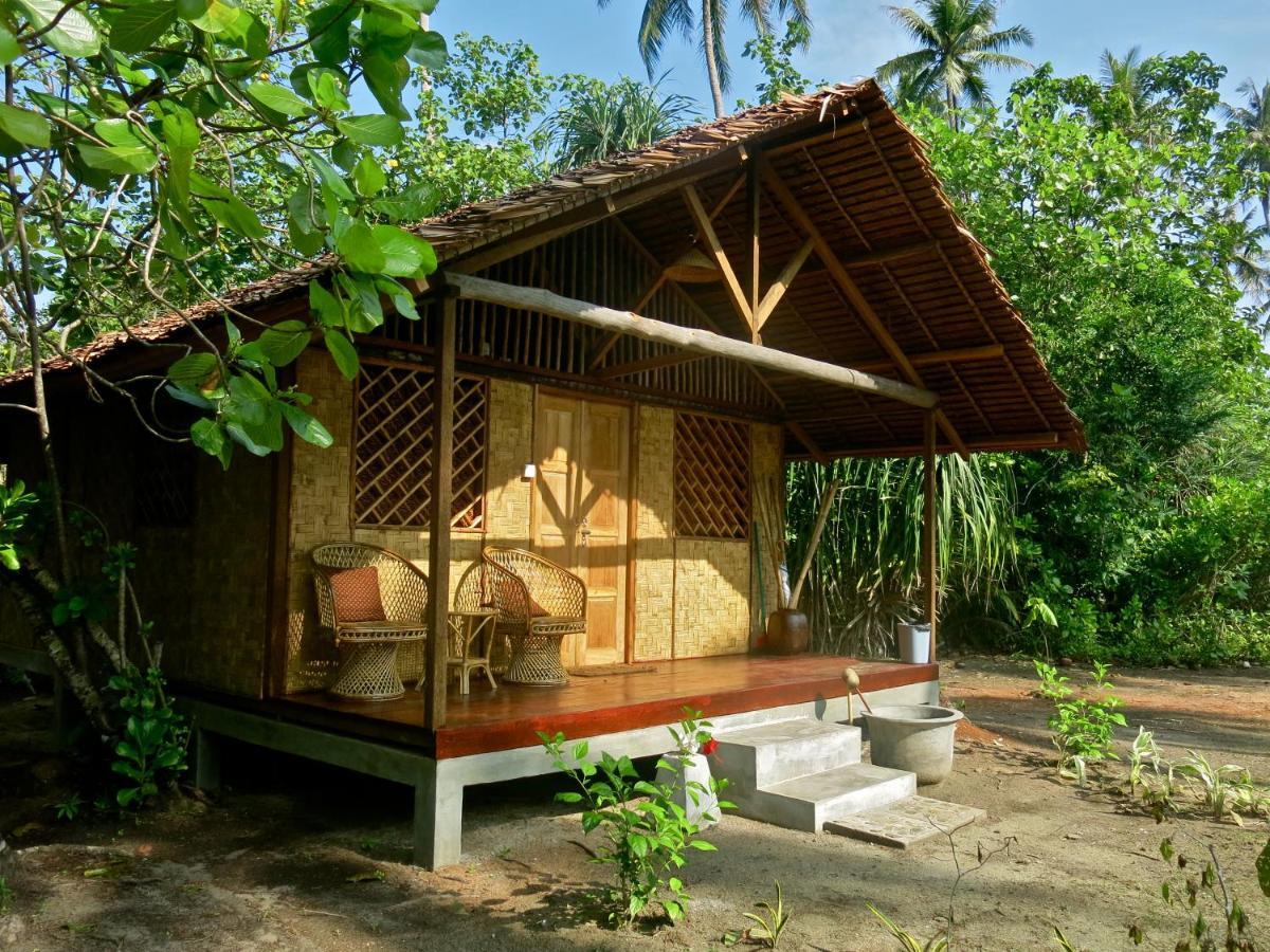 Mutiara Beach Resort Berakit Bagian luar foto